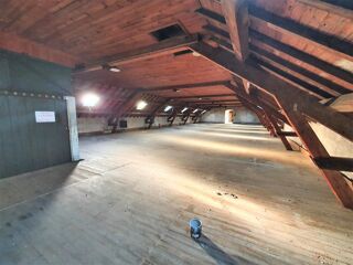  Immeuble � vendre 8000 m�