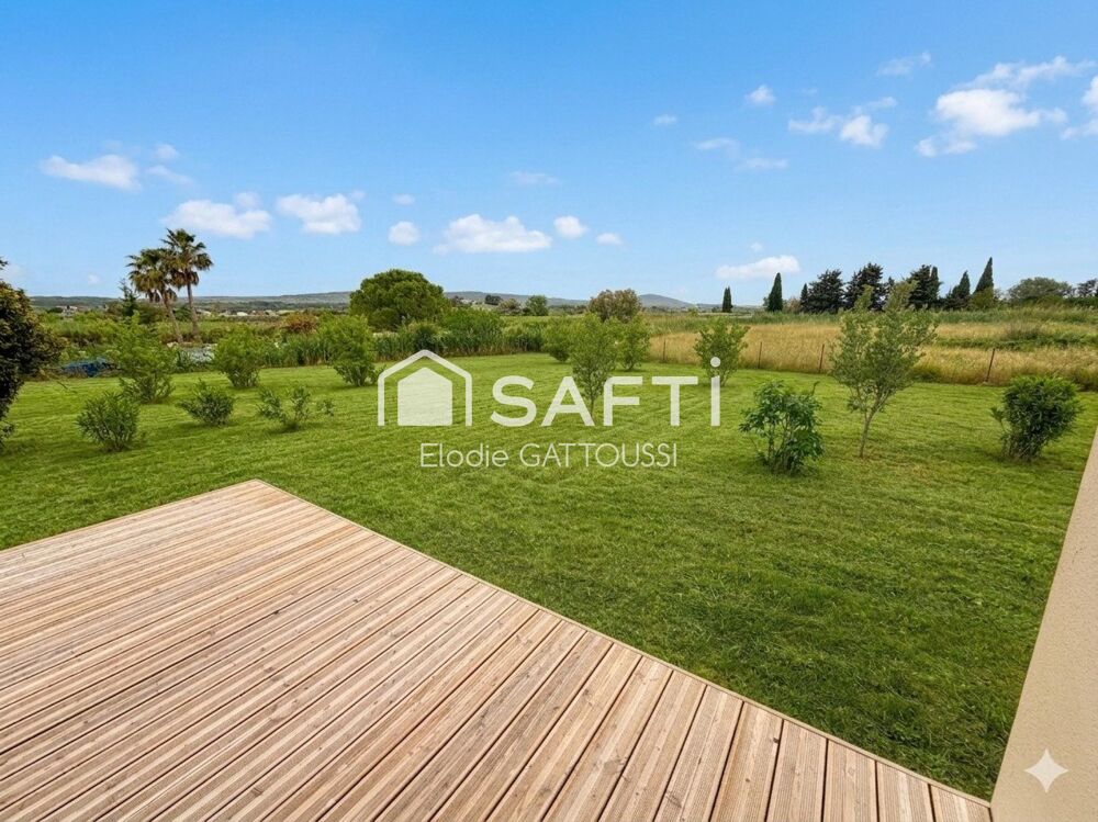 VILLA NEUVE AVEC VUE SUR L'ÉTANG ET GRAND TERRAIN À VIC LA GARDIOLE