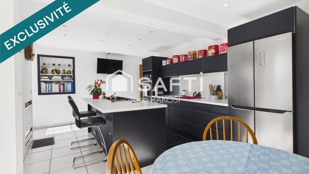Vente Maison MAISON FAMILIALE DE 3 CHAMBRES AVEC JARDIN ET DEPENDANCES À AULNAY. Aulnay