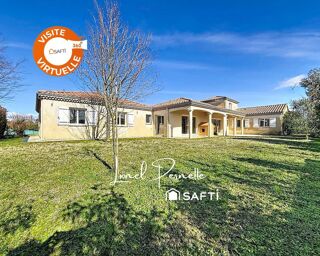  Maison à vendre 10 pièces 220 m²