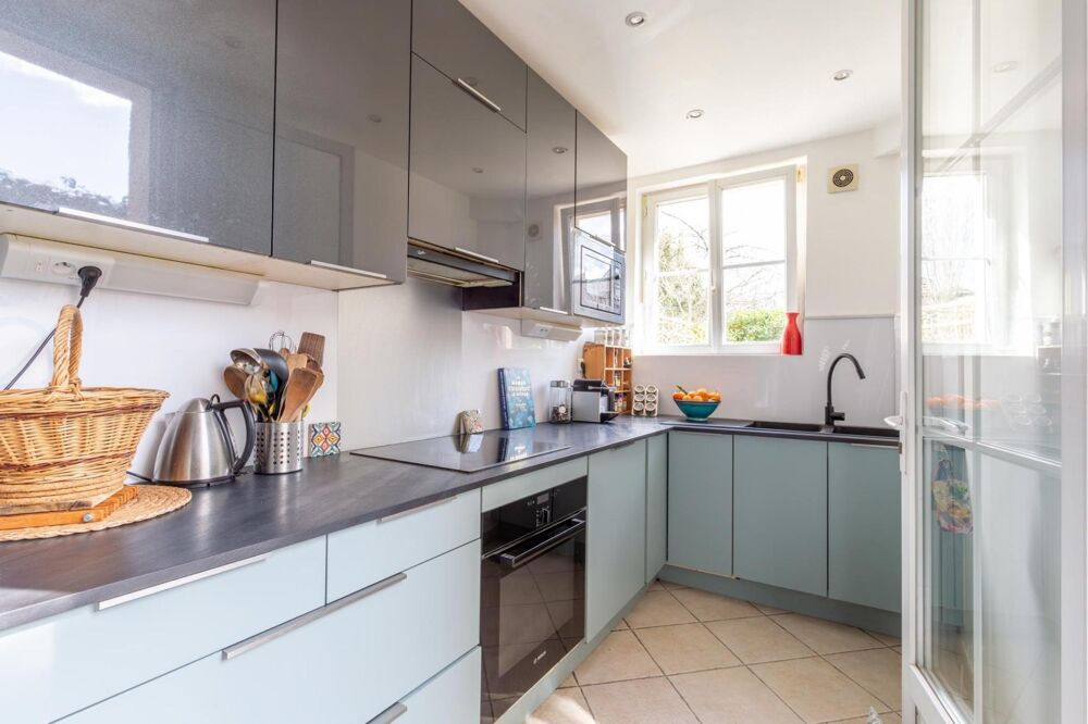 Vente Maison A seulement 200 mètres du RER A et à proximité de Vincennes Fontenay-sous-bois