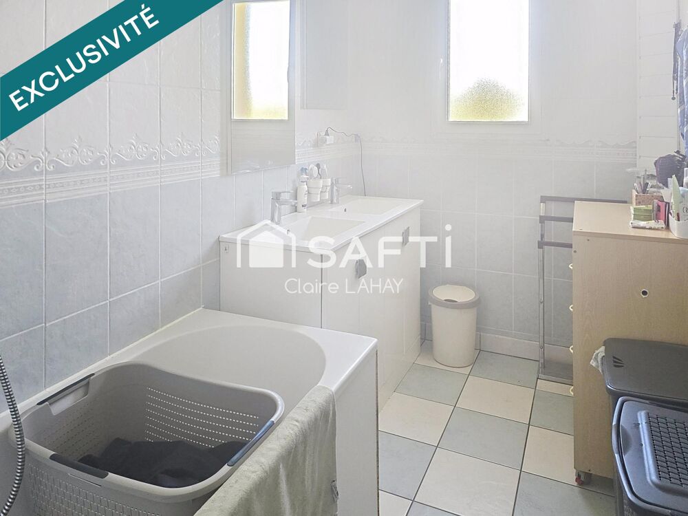 Vente Maison Maison familiale avec piscine, jardin et garage Saint-jean-du-bois