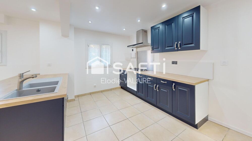 Maison individuelle avec terrasses et jardin  94 m²  Proche centre
