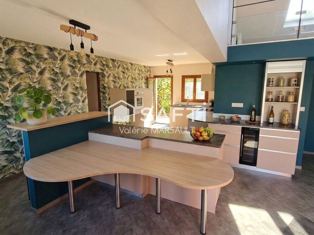 Maison familiale 162 m² avec piscine et plain-pied
