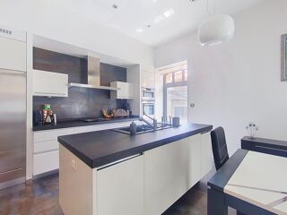  Appartement à vendre 2 pièces 81 m²