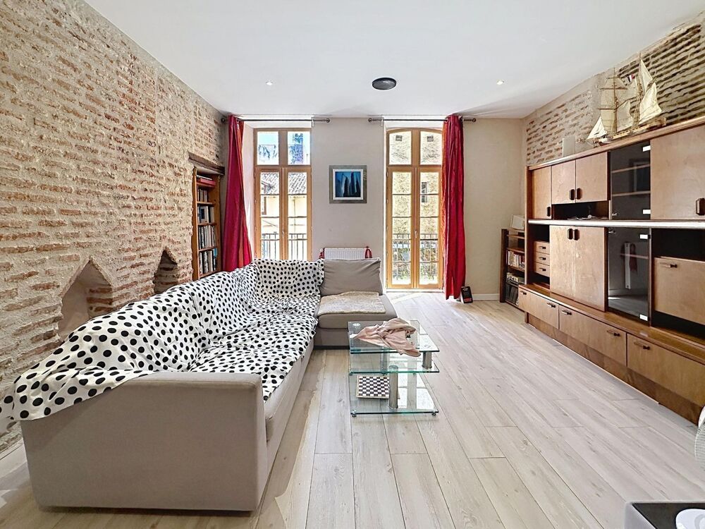 Vente Appartement Situé au coeur du centre historique de Cahors appartement T 4 avec balcon Cahors