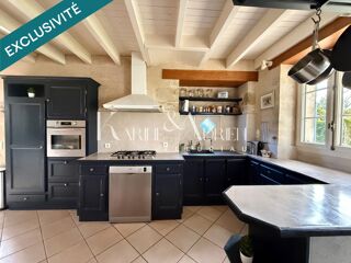  Maison � vendre 8 pi�ces 226 m�