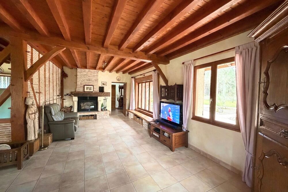 Grande maison familiale avec parc arboré