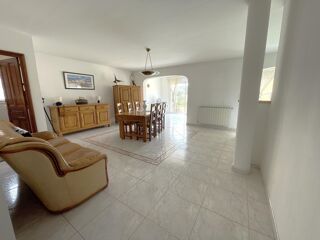  Maison � vendre 5 pi�ces 240 m�