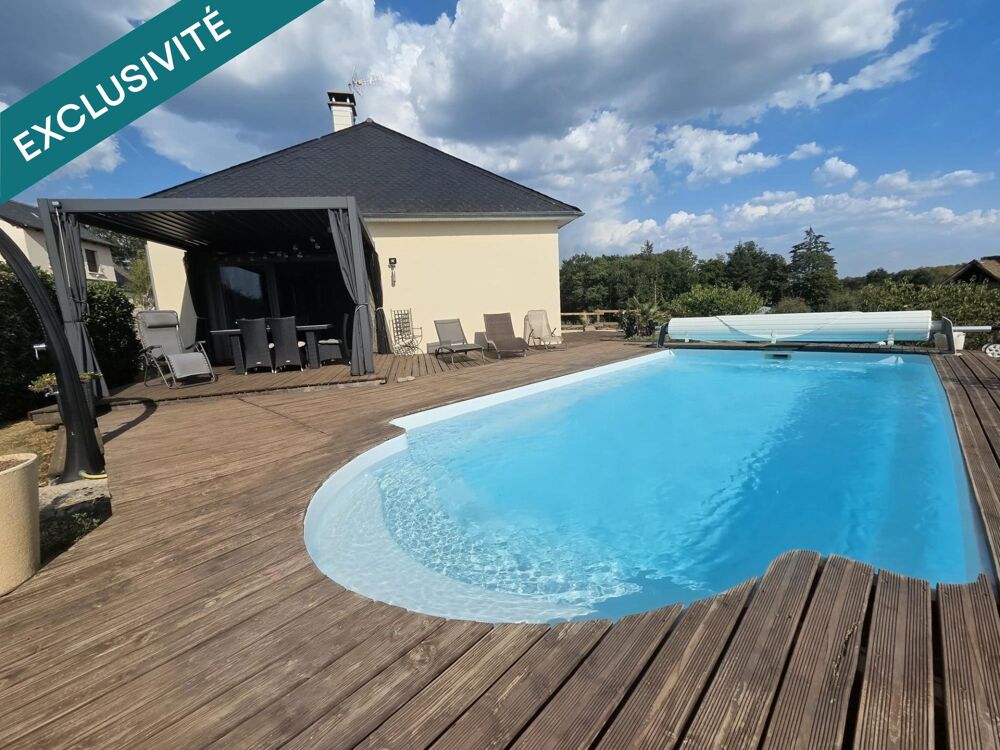 Jolie maison récente avec vue dégagée d'environ 131 m² avec piscine et grand jardin au calme