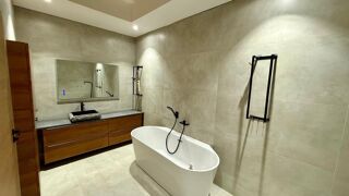  Maison à vendre 8 pièces 265 m²