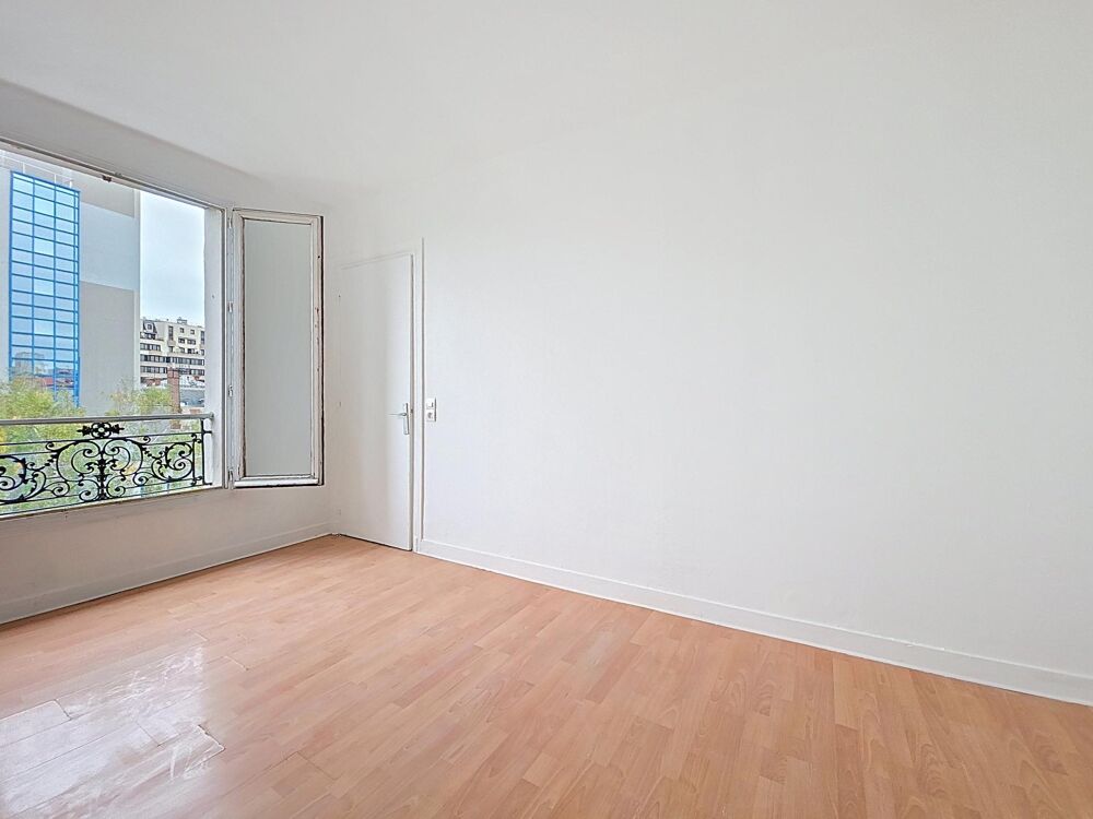 Vente Appartement APPARTEMENT 2-3 PIECES PARC DE LA VILLETTE Le pre-saint-gervais