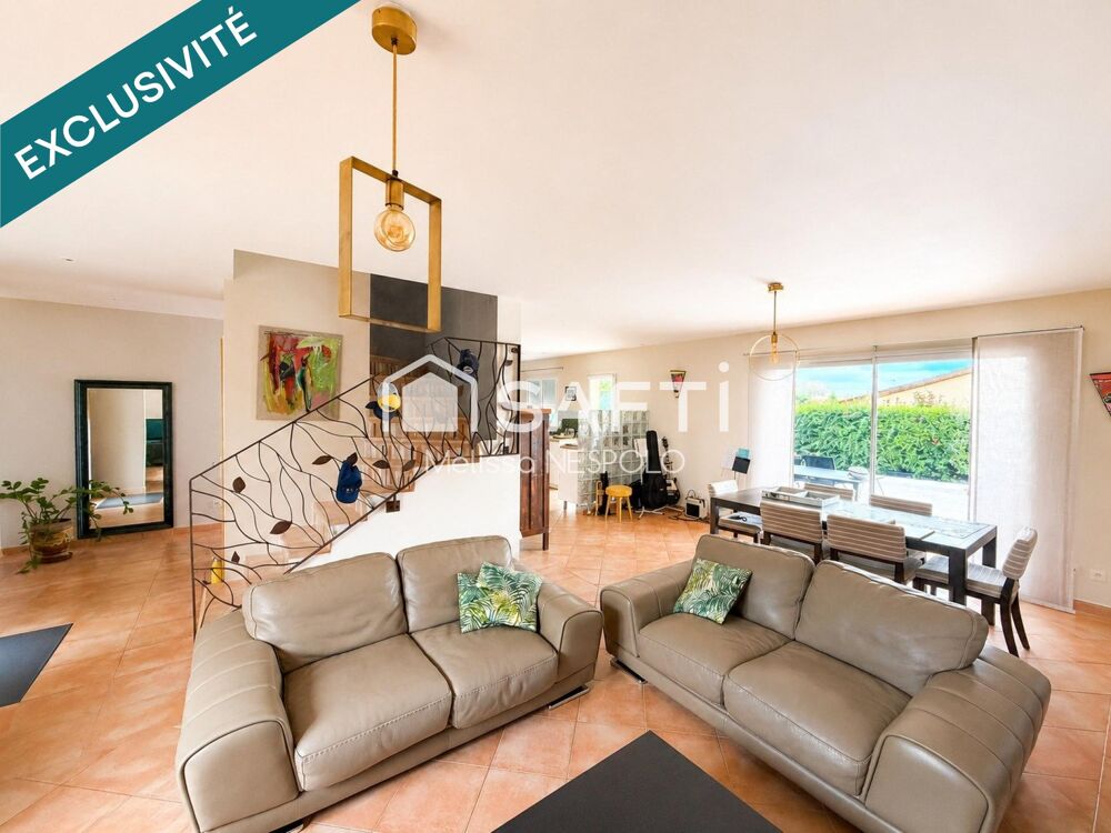 Vente Maison Belle maison familiale de 154 m² avec piscine, 5 chambres et terrain de 825 m² - Lherm Lherm