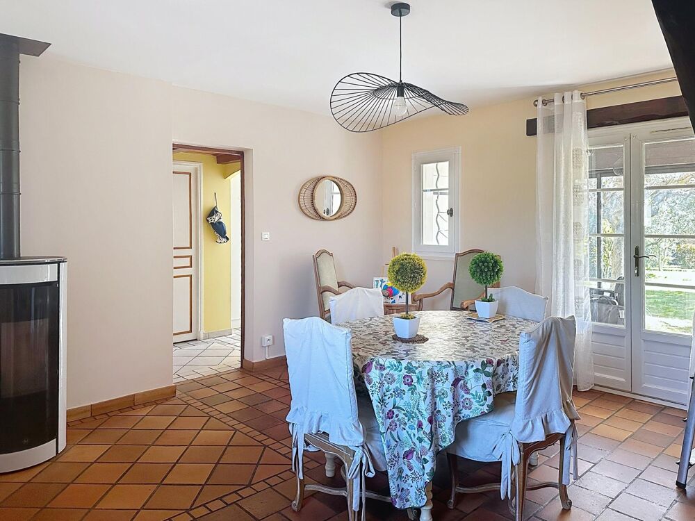 Vente Maison Plain-pied de 174 m² - 4ch. - Proche Carcassonne Trebes