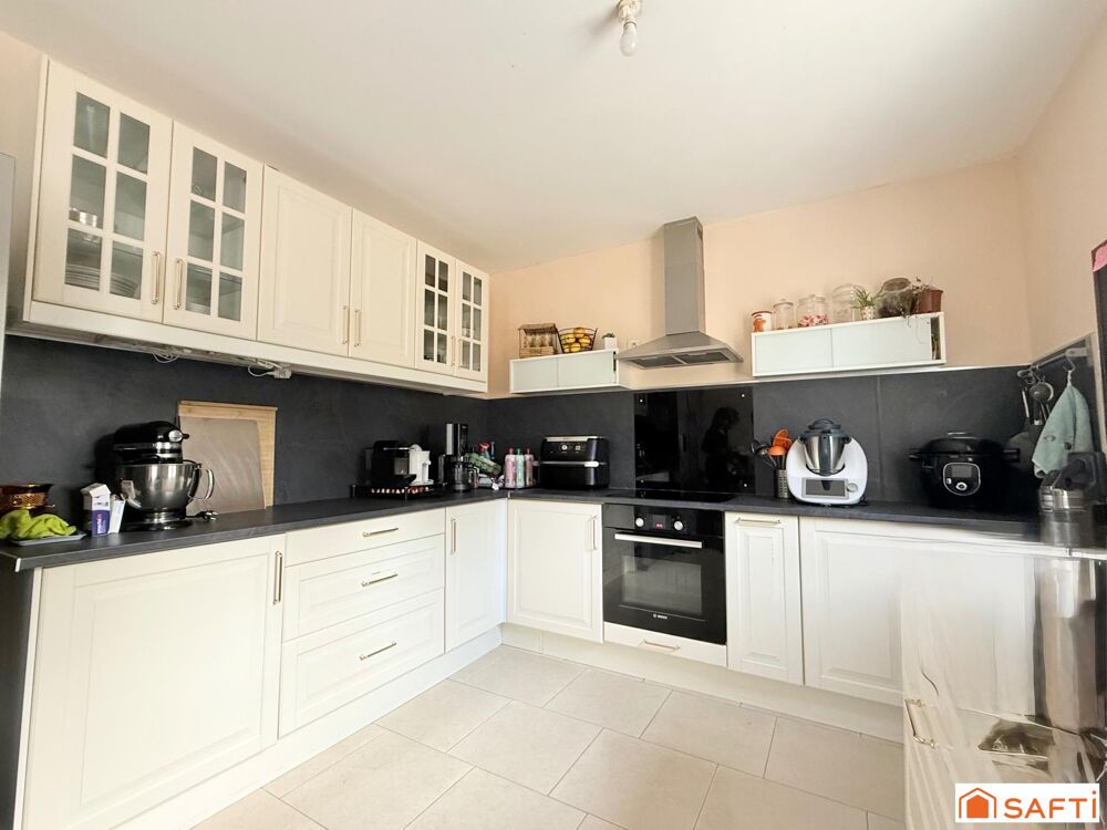 Sous offre d'achat!! Maison familiale sans travaux