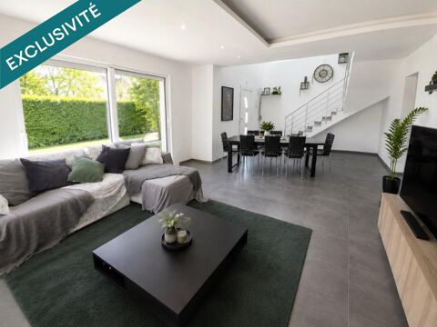   Laissez-vous séduire par cette magnifique maison contemporaine où confort, modernité et qualité de vie se rencontrent. Maison - 6 pièce(s) - 150 m²