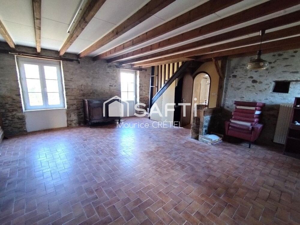 MAISON EN PIERRE DE CARACTERE A RENOVEE