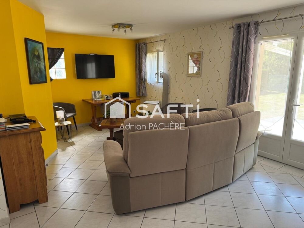 Vente Maison Coup de cœur à Saint-Vivien-de-Médoc avec cette charmante maison de 135m2. Saint-vivien-de-medoc
