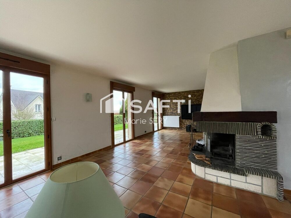 Maison familiale de qualité avec sous-sol complet