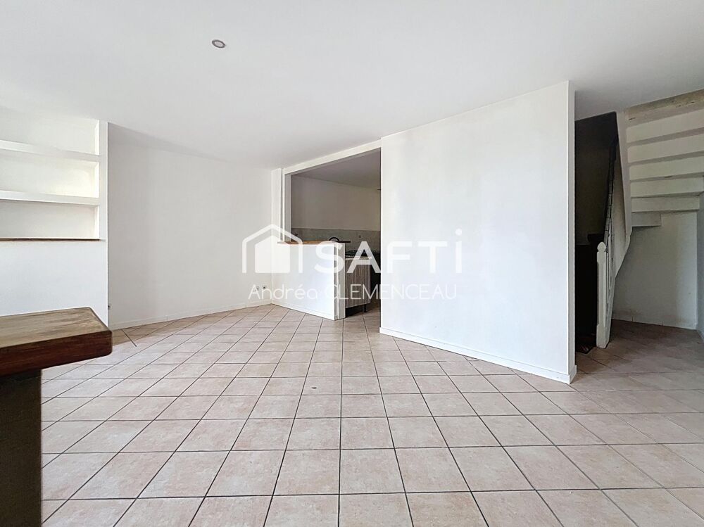 Vente Maison Maison à vendre en pierre, à Tauriac avec jardin et jolie vue Tauriac