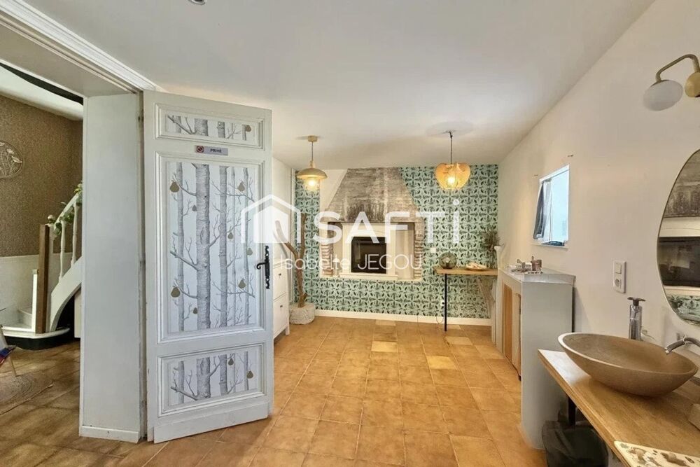 Vente Maison Demeure de charme XIXe siècle avec piscine au calme sur SALLES Salles