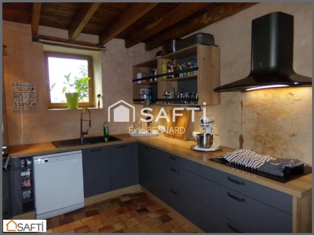 Vente Maison Maison plus annexe 7 pièces 168m2 environ 86200 Arçay Loudun
