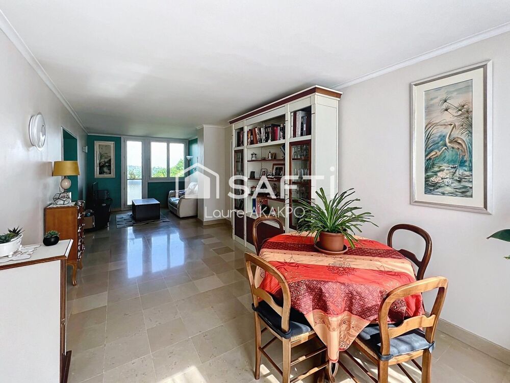 Appartement 4/5 pièces à Noisy-Le-Grand proche bords de Marne