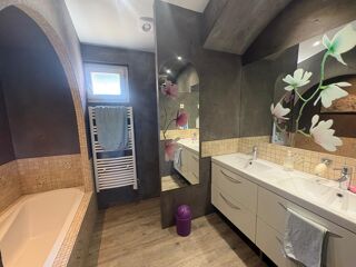  Maison � vendre 10 pi�ces 260 m�