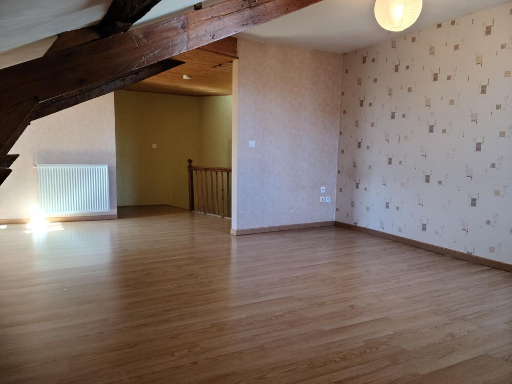 Maison de charme deux chambres au calme. DPE en C.