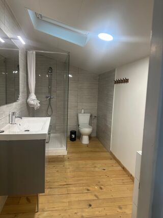  Maison � vendre 4 pi�ces 220 m�