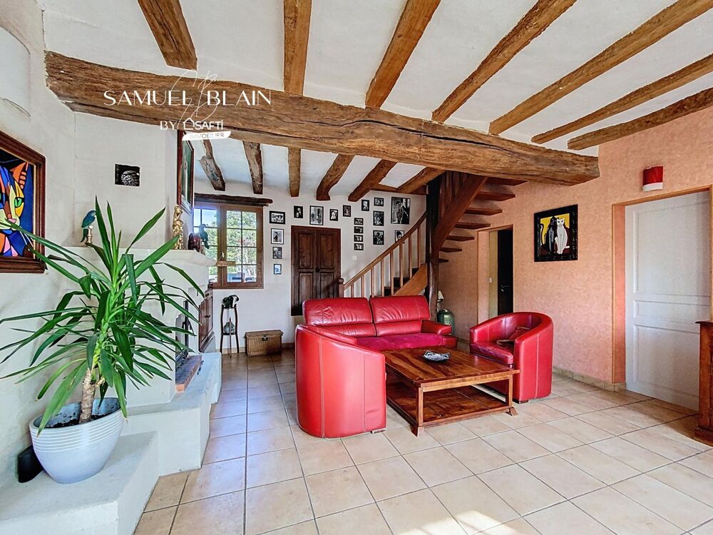 Vente Maison Charme de l'ancien, confort, calme, commerces. Saumur