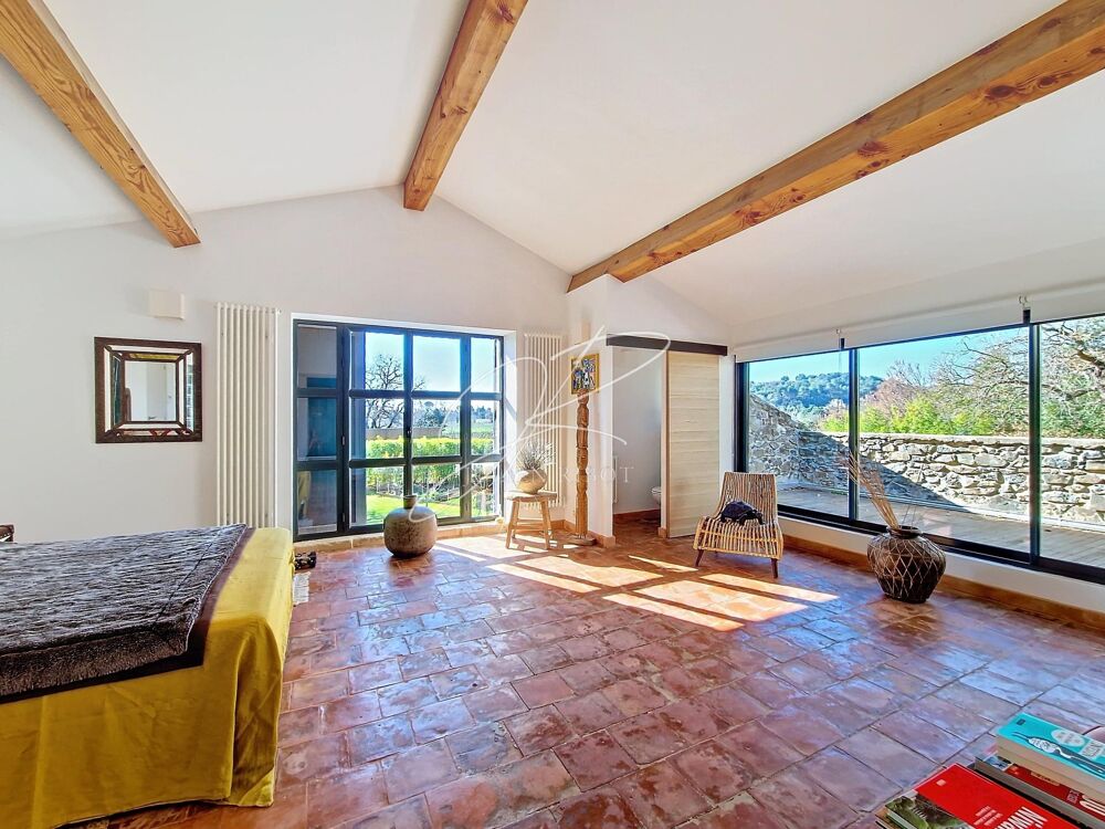 à vendre  Propriété/château Pézenas (34120)