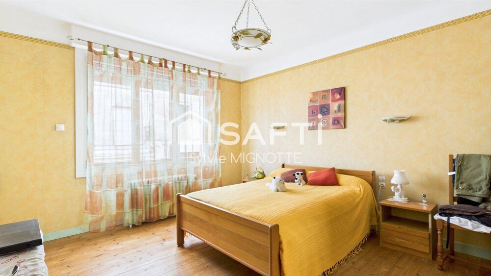 appartement + local en vente à terme à Surgères