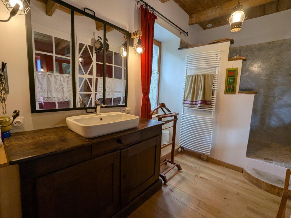 Vente Maison Ensemble immobilier à deux pas de Saint Cirq Lapopie Tour-de-faure