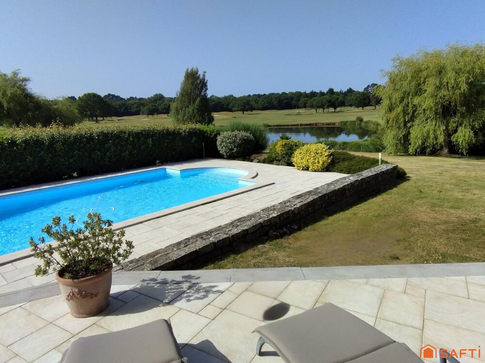 Vente Maison Villa aux volumes généreux  avec vue à 180 degrés sur le golf Saint-andre-des-eaux