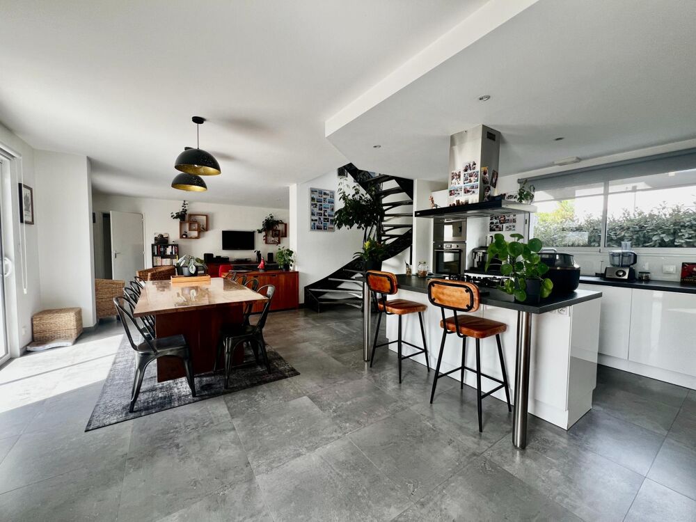 Vente Maison MAISON CONTEMPORAINE BOURG TREILLIERES-3CH-GARAGE-JARDIN Treillieres