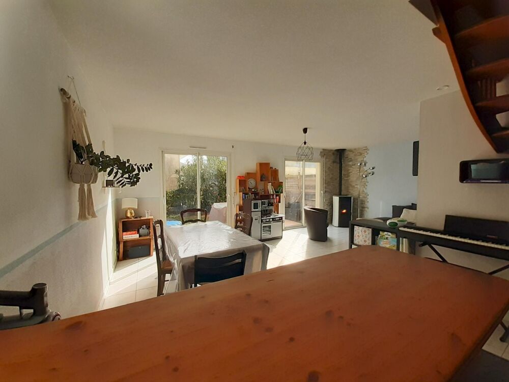Vente Maison Maison 3 chambres, jardin intime et piscine dans le lotissement Merignac