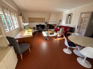  Maison à vendre 9 pièces 217 m²
