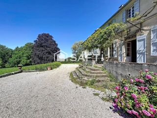  Maison à vendre 15 + pièces 891 m²