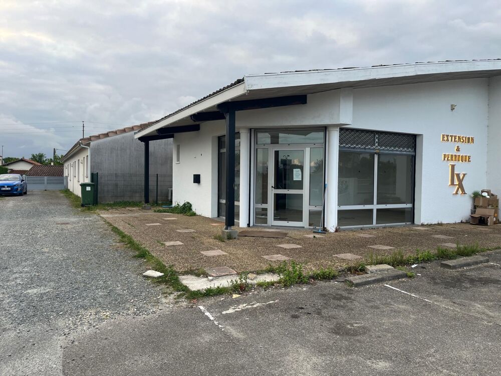   Sortie RN89, proche de commerces Montussan