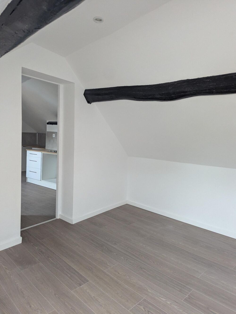 Vente Immeuble IMMEUBLE DE RAPPORT RÉNOVÉ – CENTRE-VILLE DE SAINT-QUENTIN – QUARTIER REMICOURT Saint-quentin