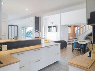  Maison à vendre 8 pièces 198 m²