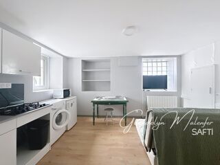  Immeuble à vendre 213 m²