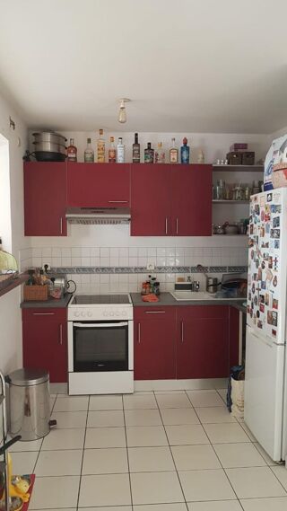  Appartement à louer 4 pièces 82 m²