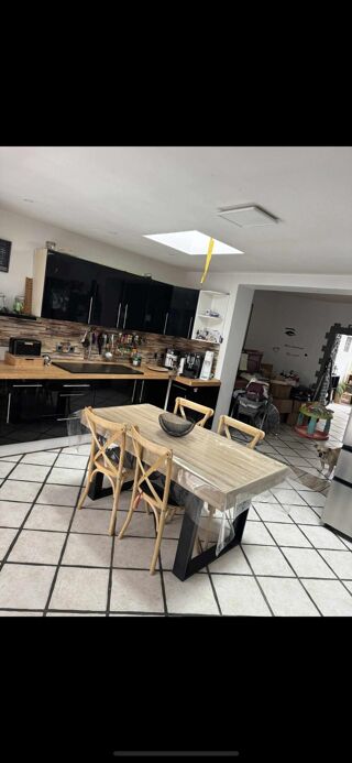  Maison  vendre 4 pices 121 m