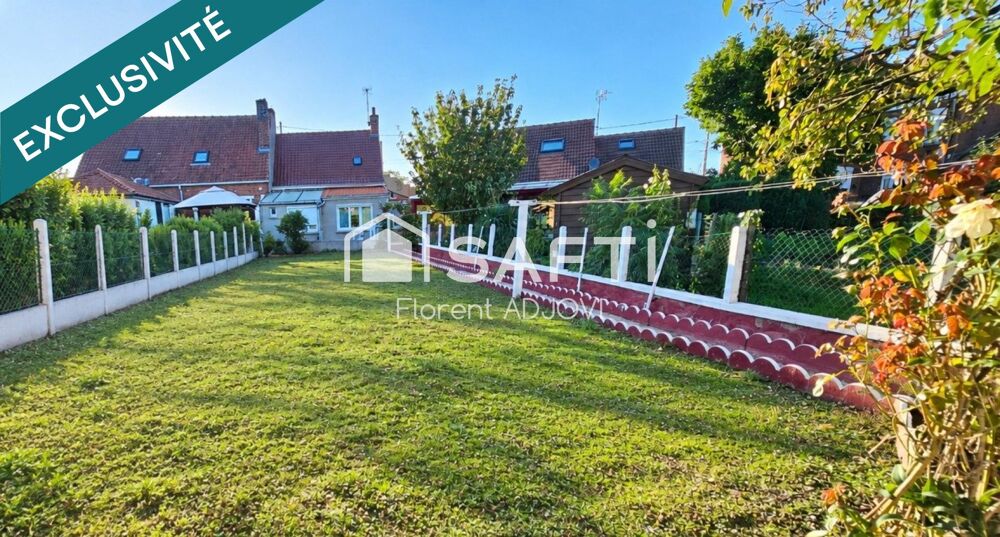 A Arnèke en plein centre une maison pleine de potentiel à façonner selon vos envies! Terrain 385 m² et à seulement 2 minutes de