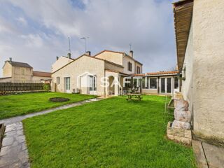 Maison 5 pièces 103 m² · à Saint-Yzan-de-Soudiac · 103 m² · 164 000 €