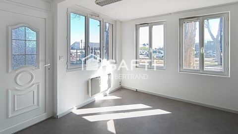 Local commercial / Appartement 105000 63200 Riom