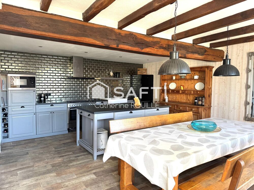 Vente Maison LONGÈRE RÉNOVÉE 6 CHAMBRES, 4 SALLES DE BAIN, PISCINE Saint-christophe-sur-roc
