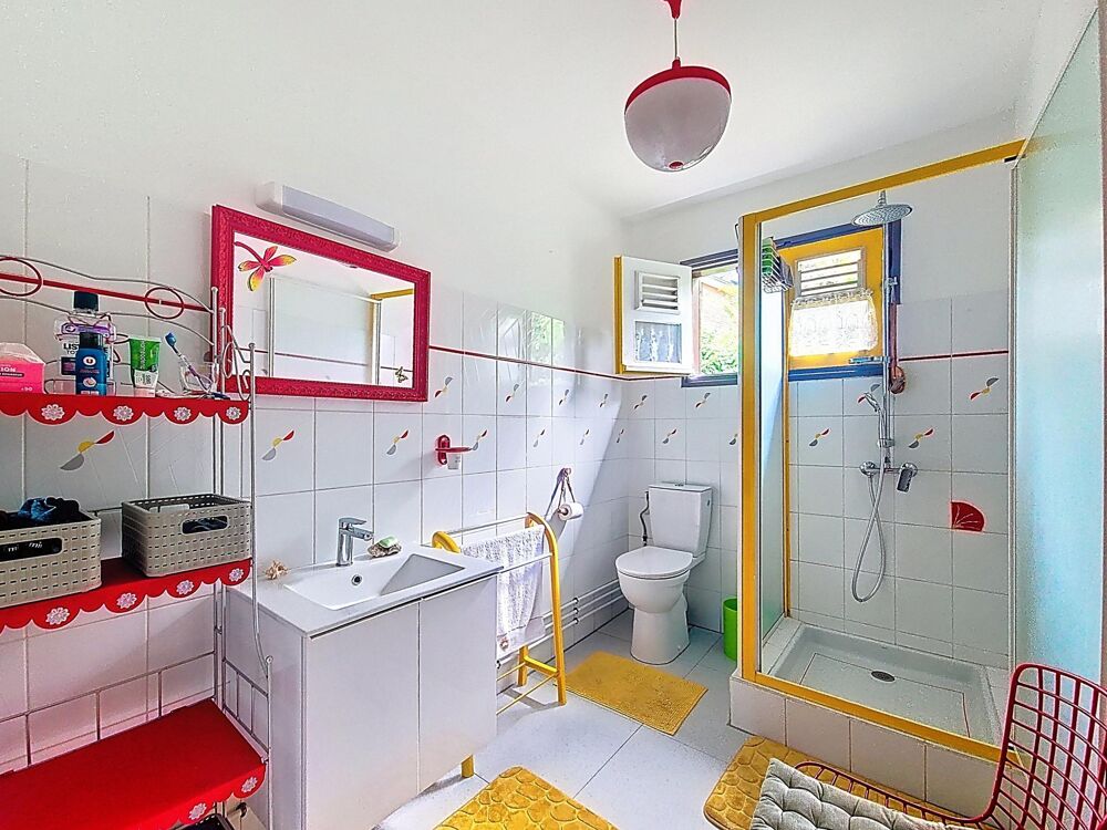 � vendre  Maison Saint-Claude (97120)